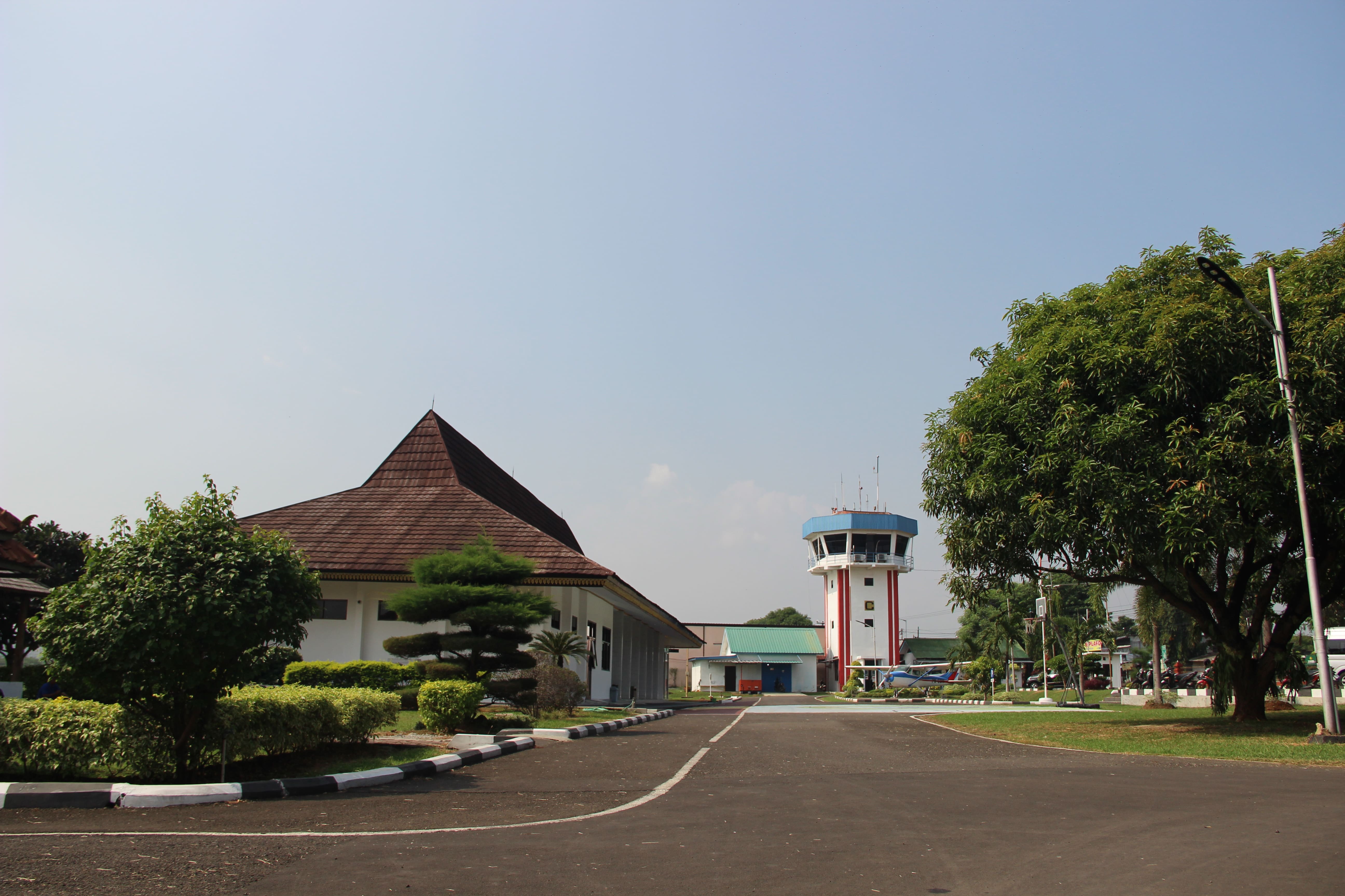 Foto Bandara Halaman Bandara