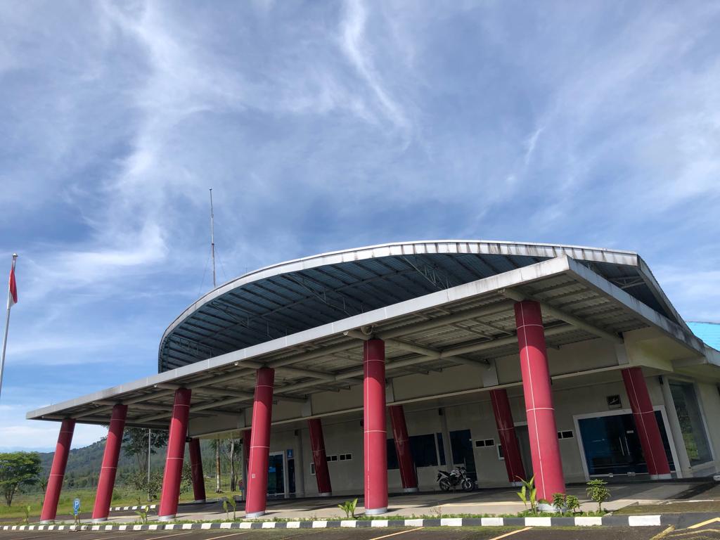 Foto Bandara Gedung Terminal Penumpang