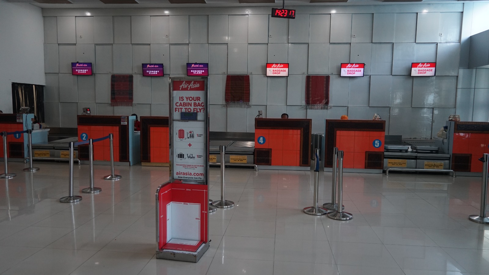 Foto Bandara Check in Bandar Udara Sisingamangaraja XII 