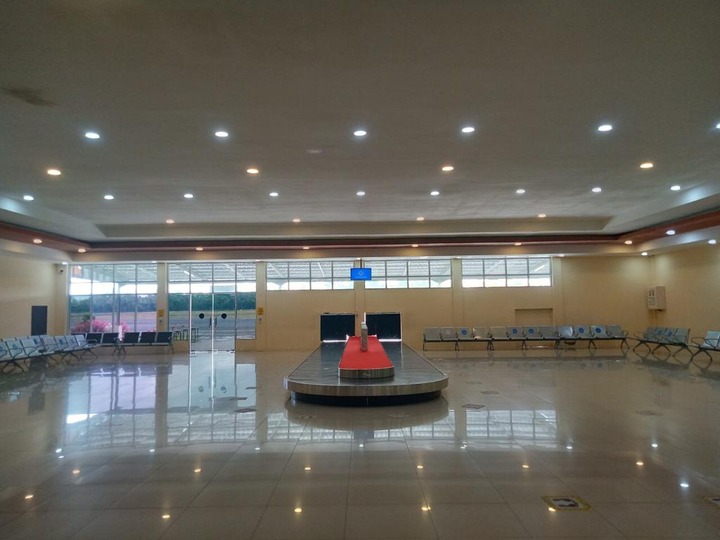 Foto Bandara Terminal Kedatangan (Arrival)