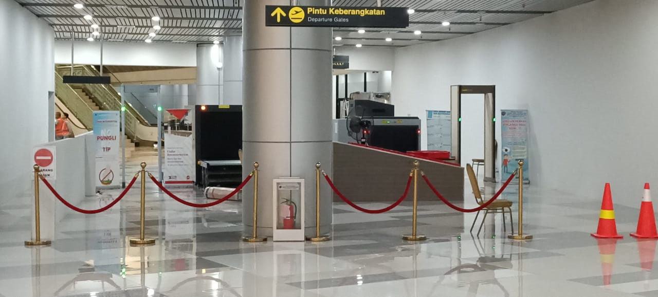 Foto Bandara Security Check Point 2