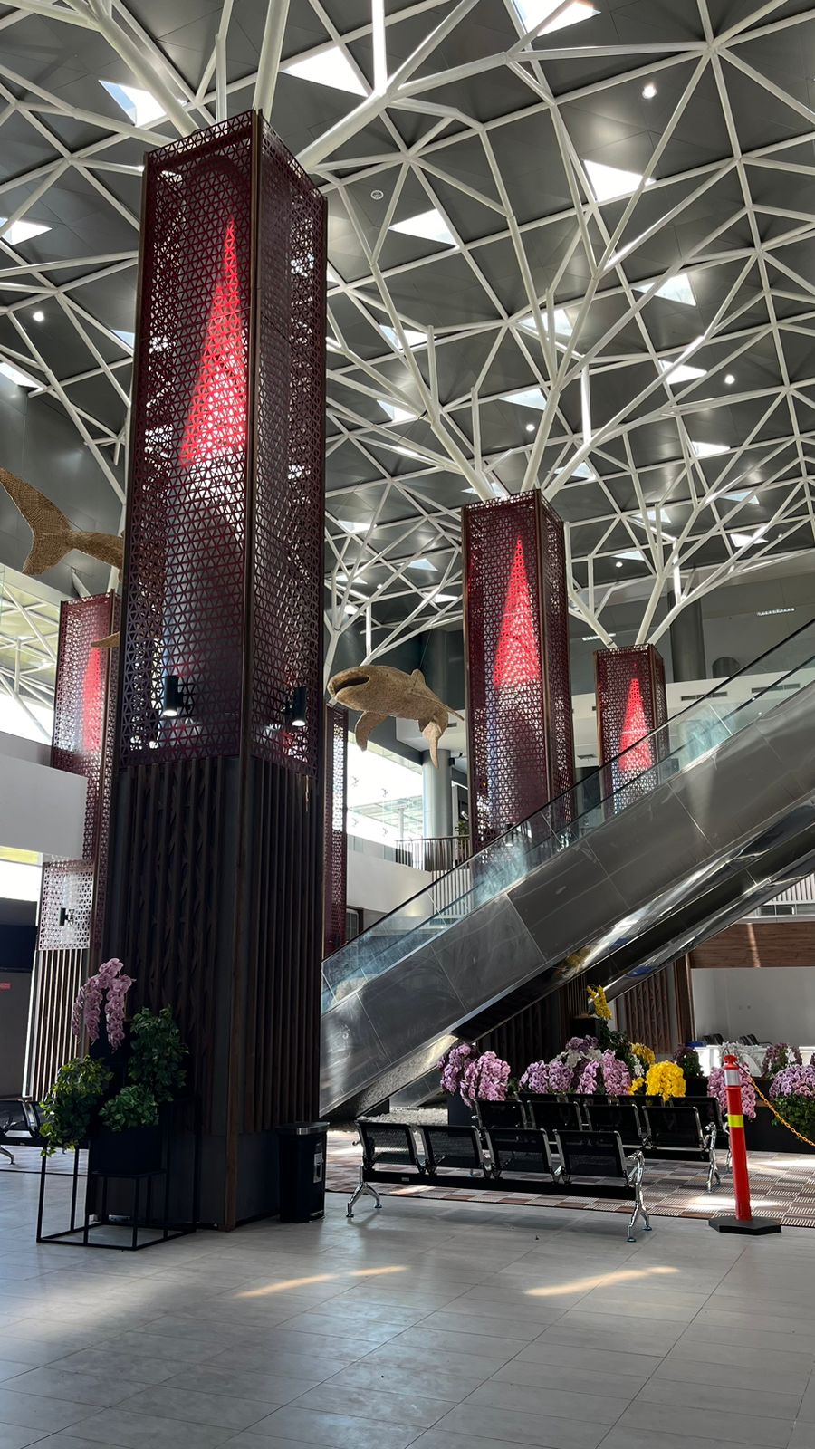 Foto Bandara Eskalator