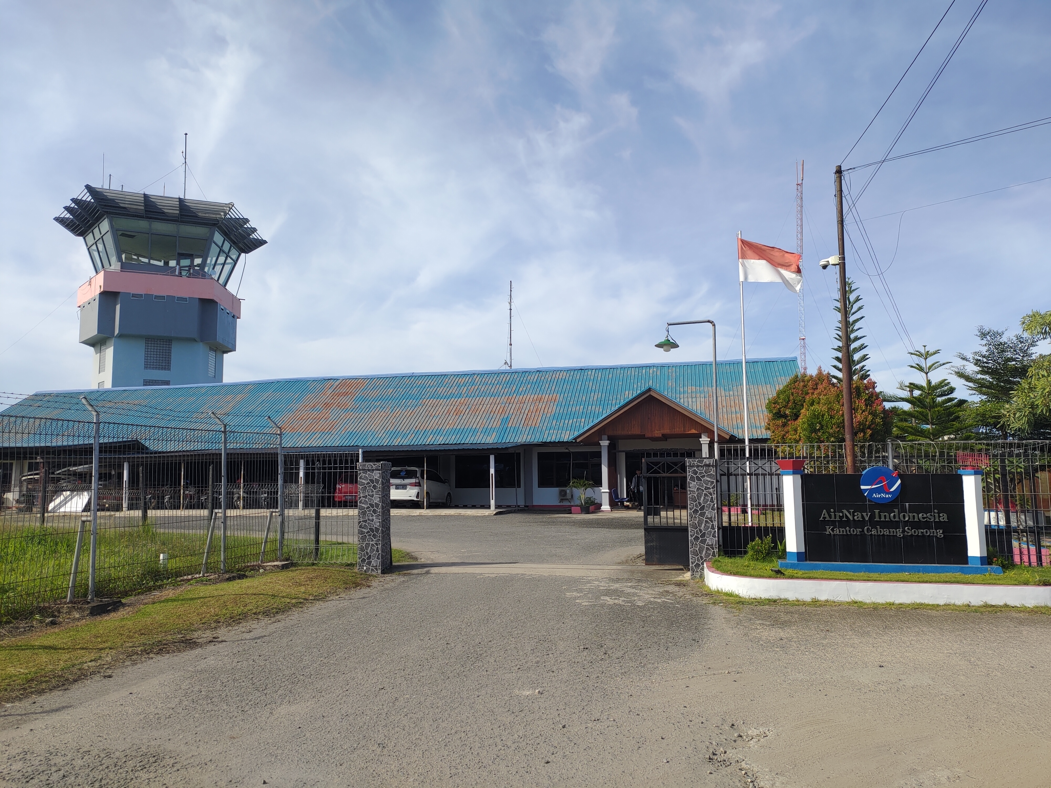 Foto Bandara Gedung ATC (Airnav)
