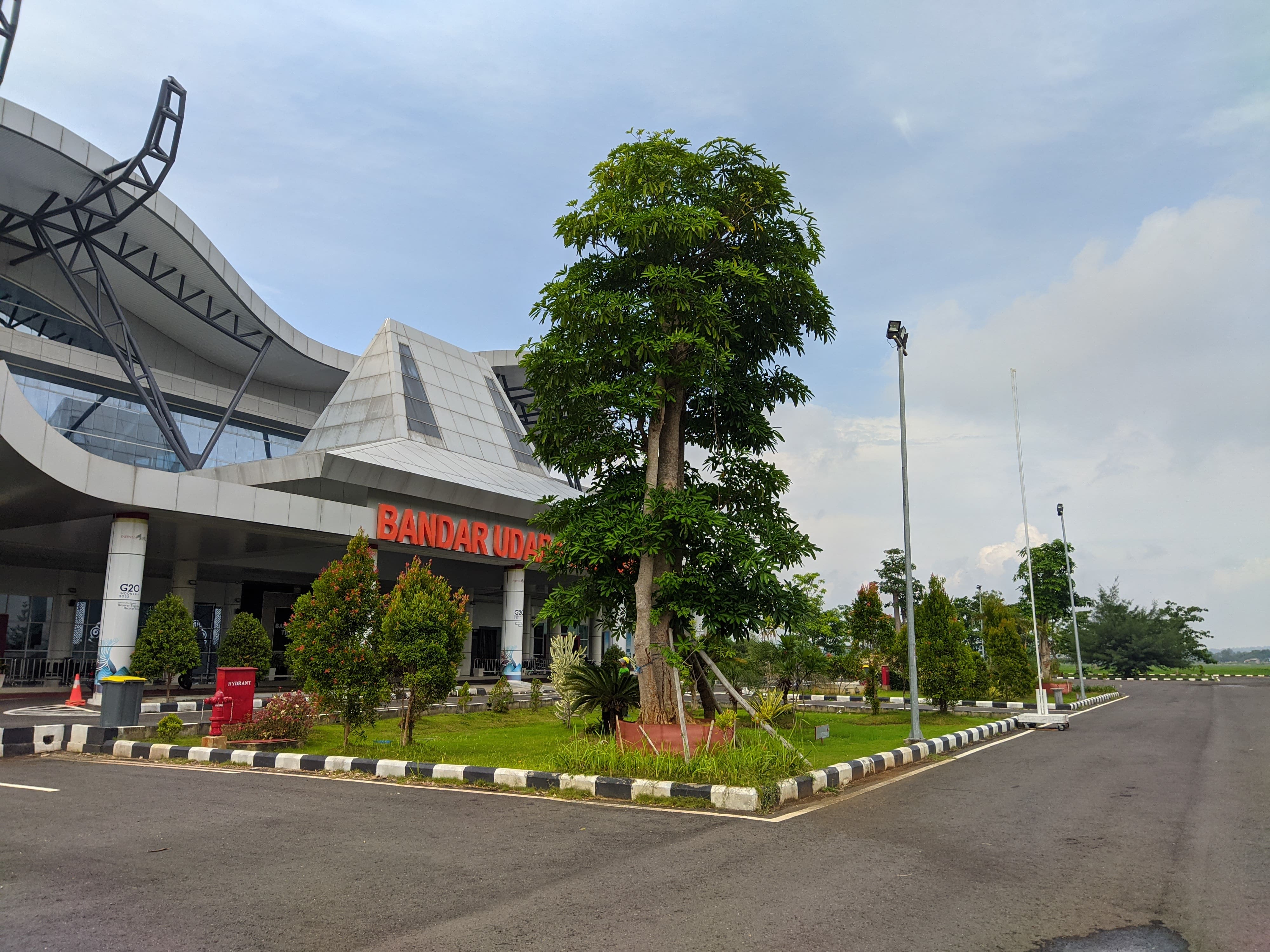 Foto Bandara Taman