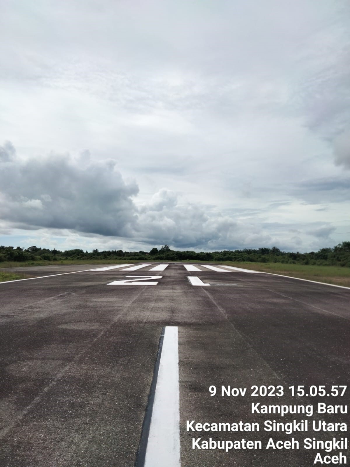Foto Bandara Runway 12