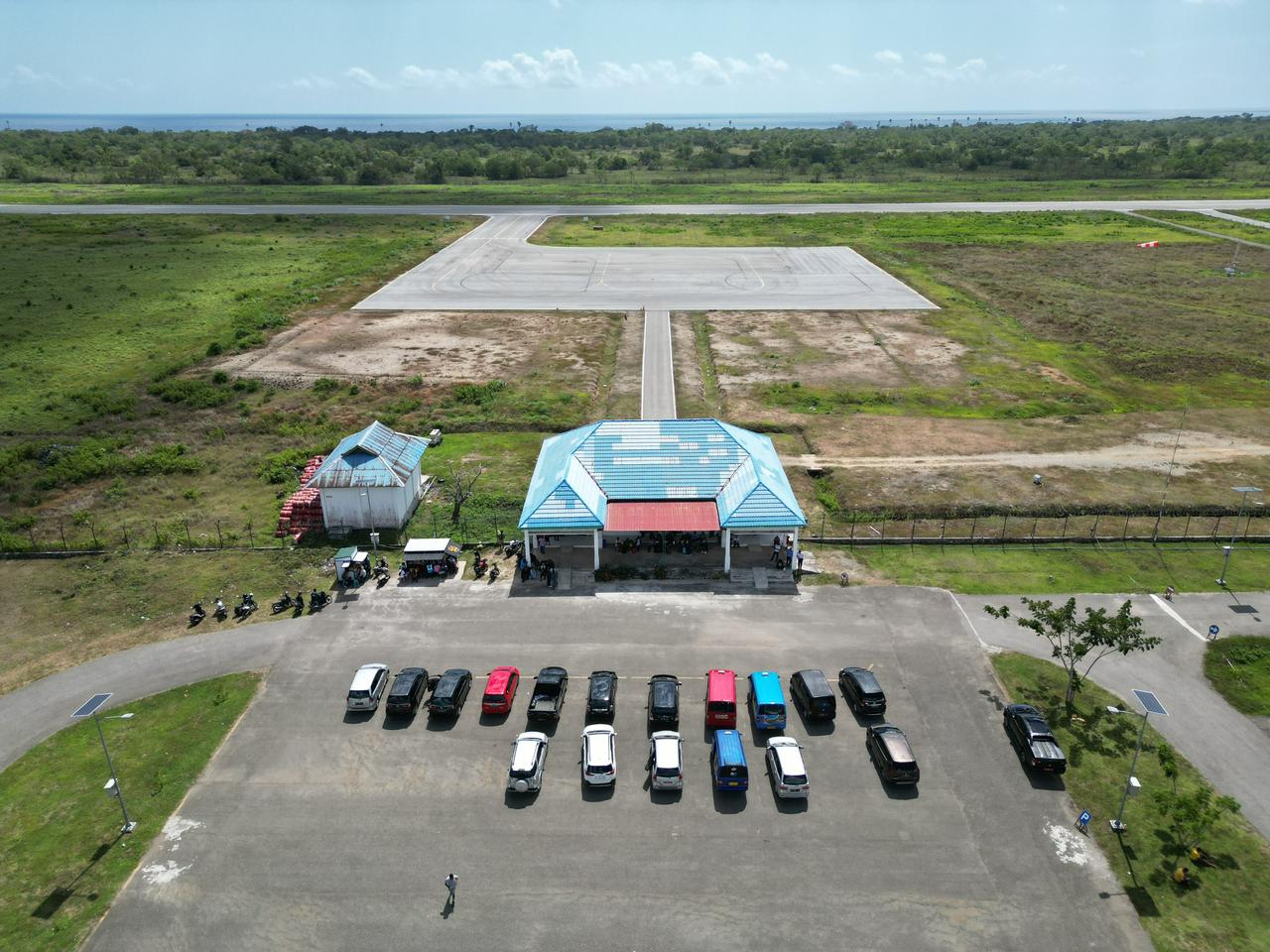 Foto Bandara Terminal dari Drone