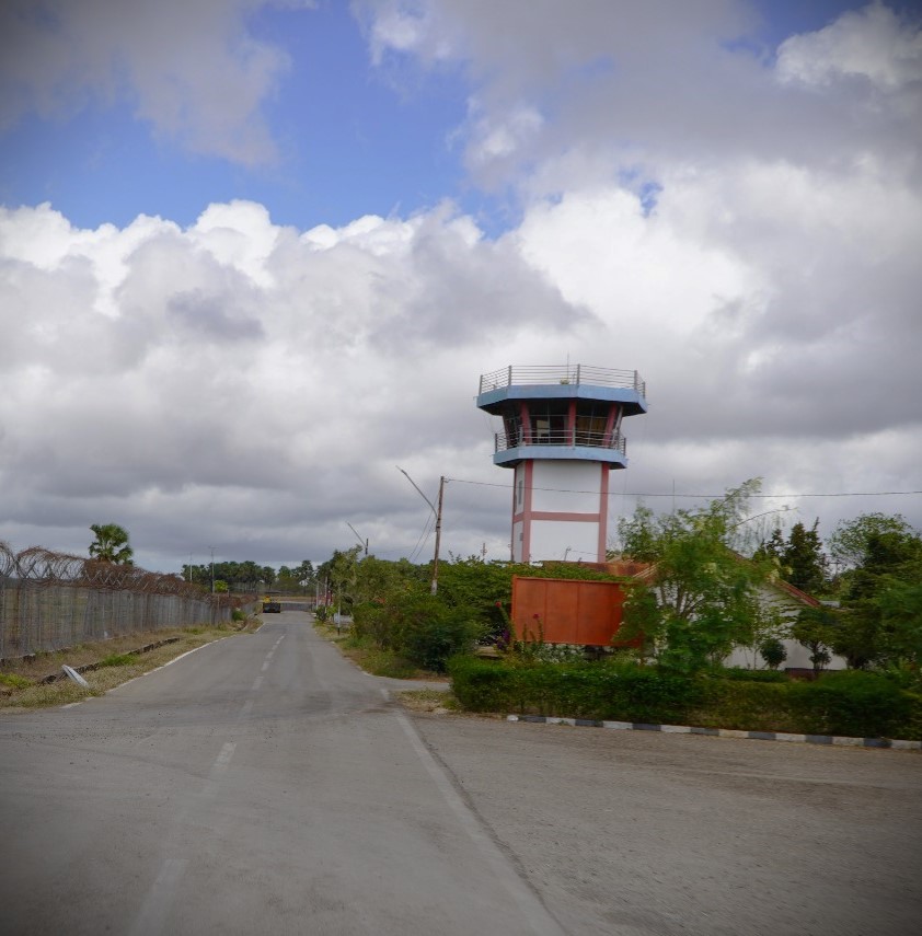 Foto Bandara MENARA KONTROL LALU LINTAS UDARA